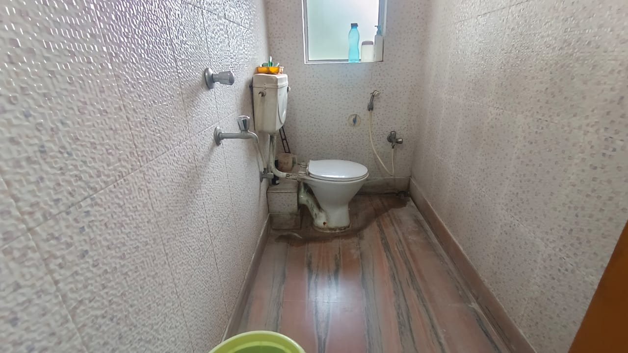 Semi Furnished 3bhk in Kahilipara, Guwahati, Assam, India for Rent